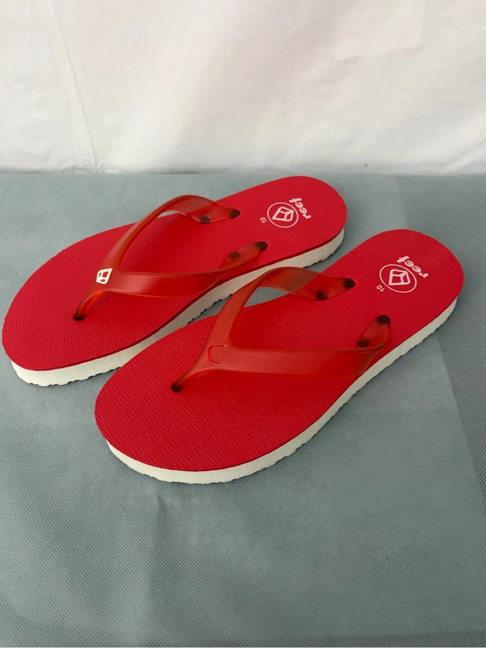 Reef Men’s Size 10 Red Platform Flip Flops Missing Front Logo Lightly Used(B224)